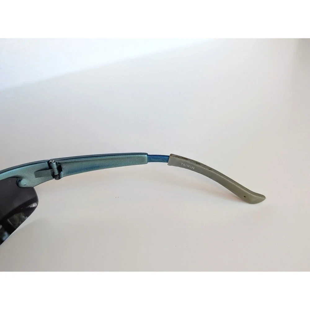 Harley-Davidson‎ Wrap Sunglasses Silvery Blue Metallic Bar & Shield Logo Taiwan